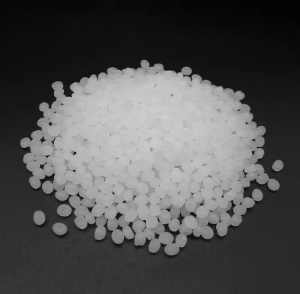 Comment l'ajout de polypropylène antistatique affecte-t-il les performances antistatiques de longue durée du polypropylène?